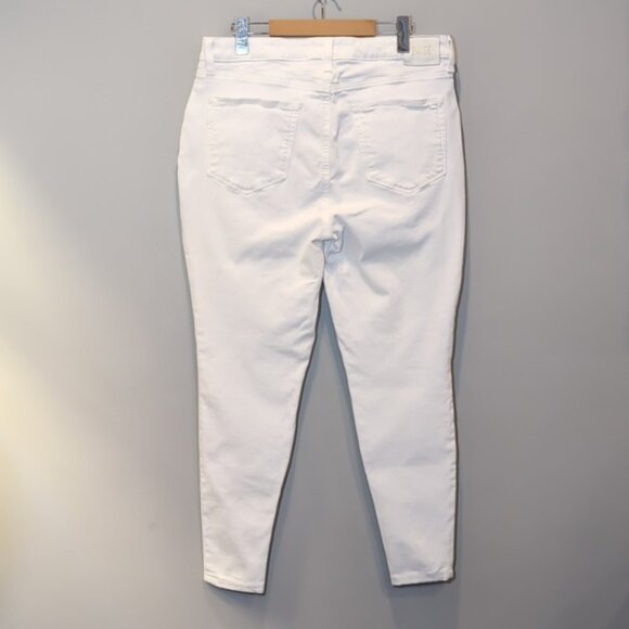 PAIGE Flaunt Bombshell Ankle Skinny Jeans Blanchette White Denim Curvy Fit - Picture 12 of 17